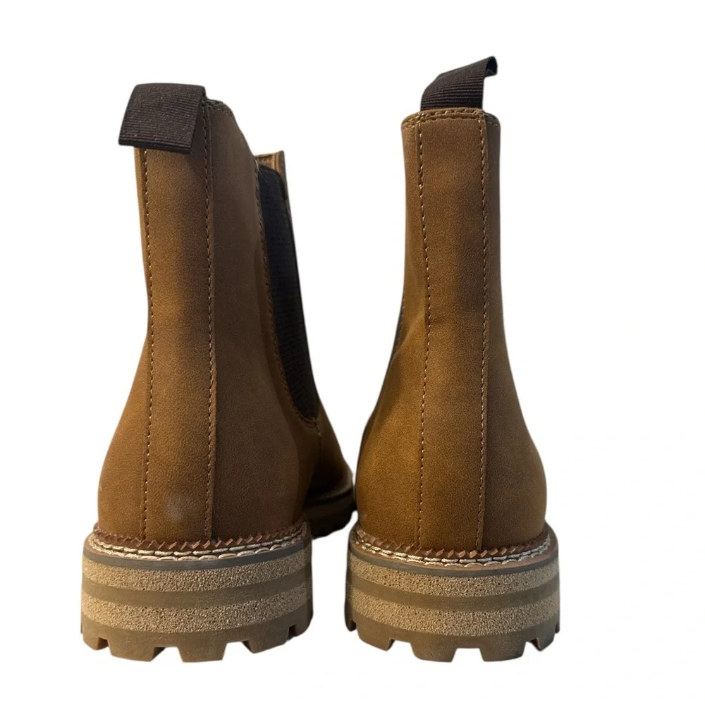 Steve Madden up grabs